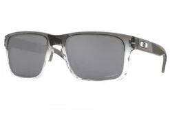 Oakley Holbrook OO 9102 O2 Prizm